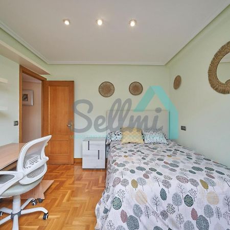 Апартаменты Atico Salesas Овьедо Экстерьер фото